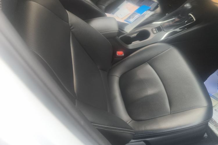 Used Toyota Corolla 2022 1.2T S-CVT Pioneer PLUS Edition Right Front Seat