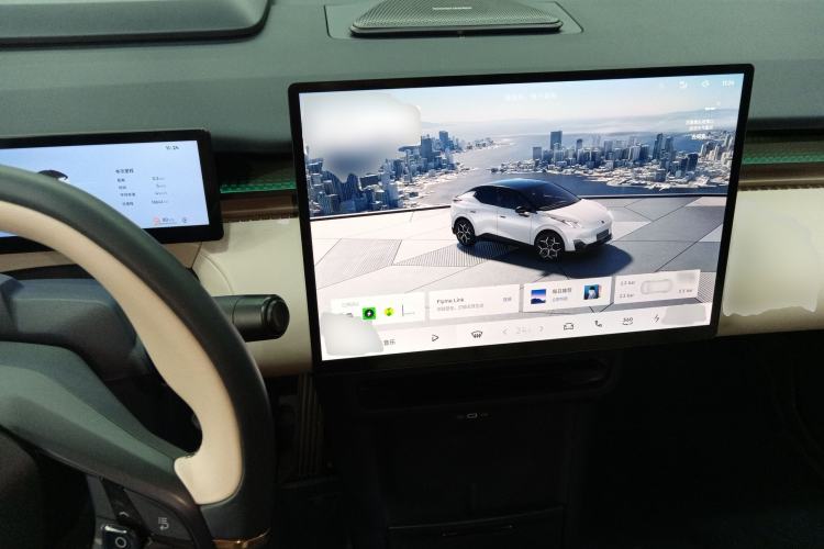 Used Lynk & Co Z20 2025 530 km Range Rear-Wheel Drive Max