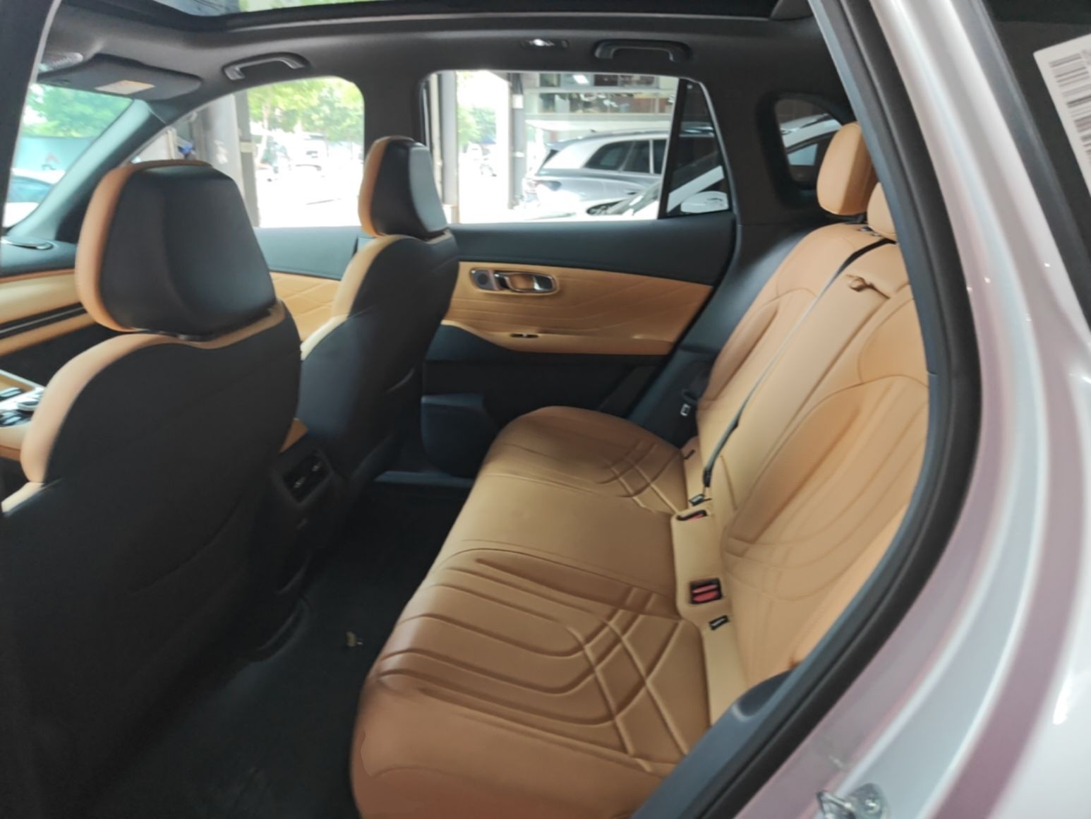 Geely Galaxy Xingjian 7 EM-i 2025 120km Navigator Edition — снимка 20
