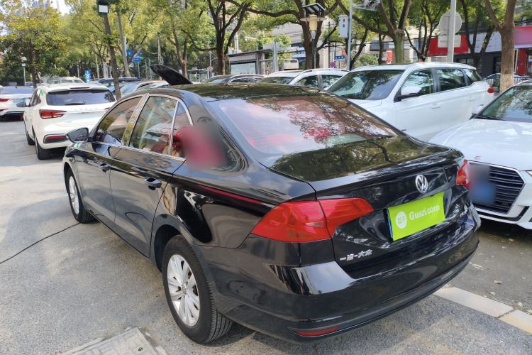 Used Volkswagen Bora 2016 1.6L Automatic Fashion Model