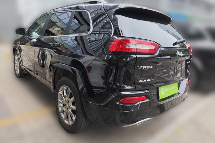 Used Jeep Cherokee 2017 2.4L Superior Edition
