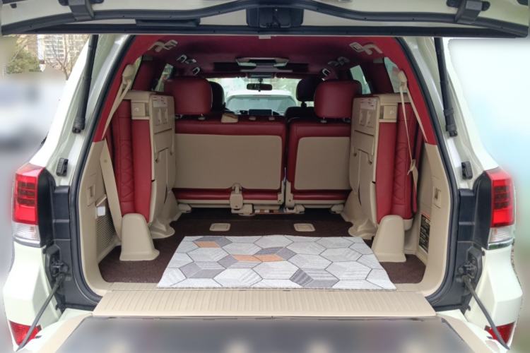 Used Toyota Land Cruiser  Trunk