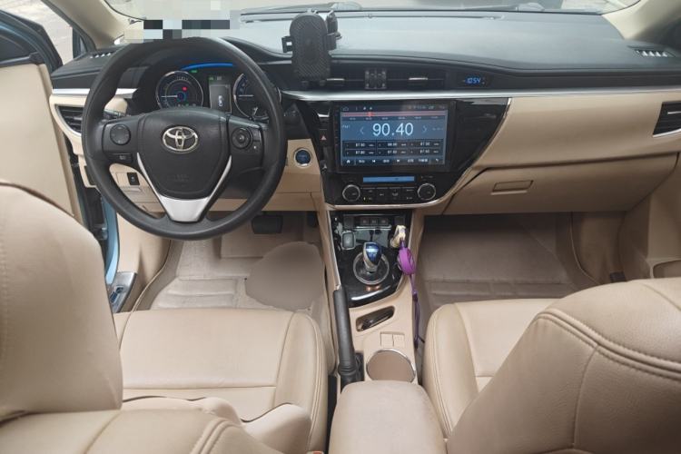 Used Toyota Corolla 2016 Dual-Engine 1.8L E-CVT Leading Edition