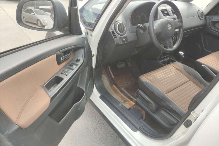 Used Suzuki SX4 2013 1.6L Automatic CoolRide Model