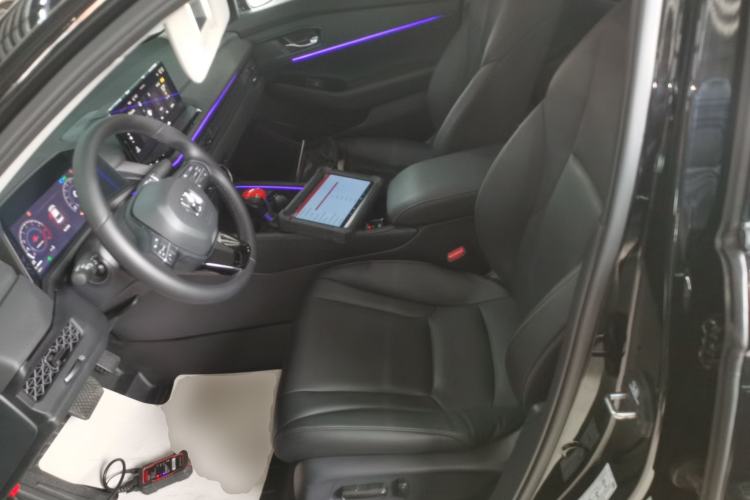 Used Honda Accord 2025 Sport Series 260TURBO Luxury Edition Left Front Seat