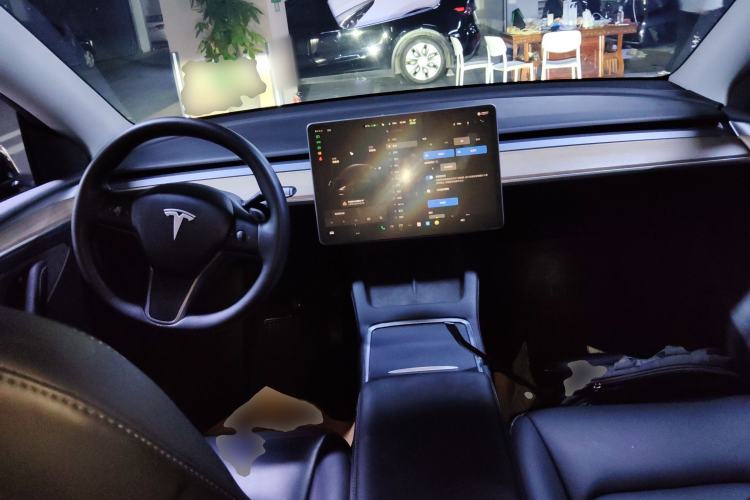 Used Tesla Model Y 2021 Standard Range Rear-Wheel Drive Version