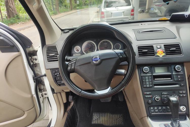 Used Volvo XC90 2012 Revised Version 2.5T Luxury Edition Steering Wheel