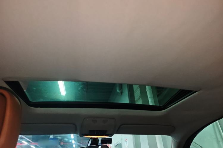 Used BMW X6 2009 xDrive35i Headliner