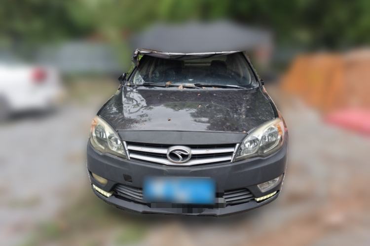 Used Soueast V5 Lingzhi 2012 1.5L Manual Standard Edition Front