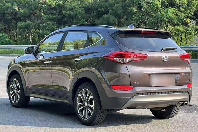 Used Hyundai Tucson 2015 1.6T Dual-Clutch Four-Wheel Drive Flagship Model
