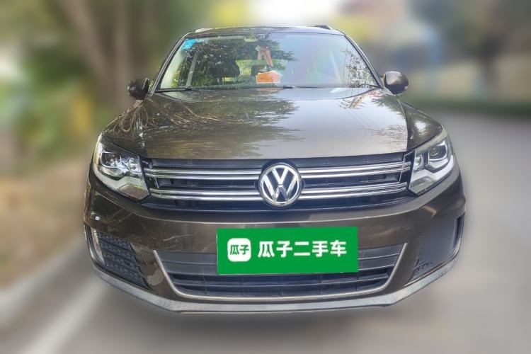 Used Volkswagen Tiguan L 2015 1.8TSI Automatic All-Wheel-Drive Luxury Model
