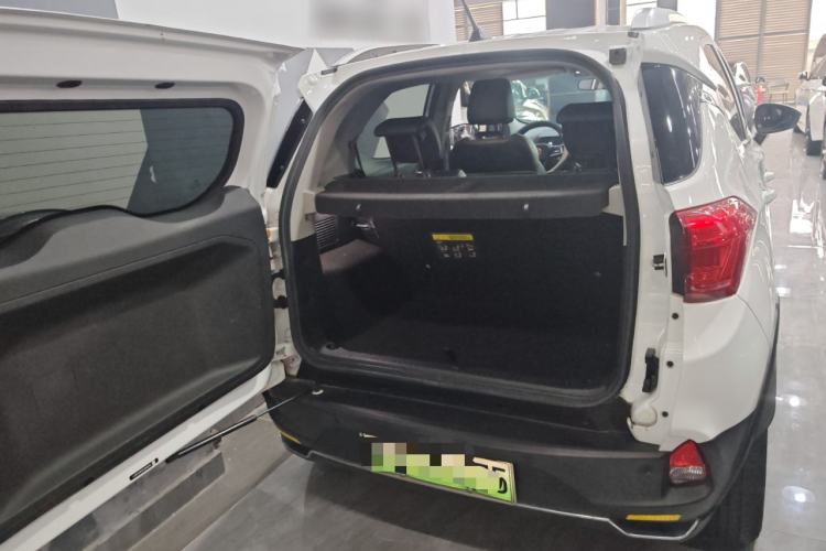 Used BYD Yuan New Energy 2019 EV360 Smart Connect Enjoyment Model Trunk