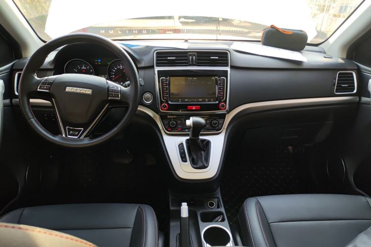 Used Haval M6 2019 1.5T DCT Two-Wheel Drive Elite Version China VI Standard
