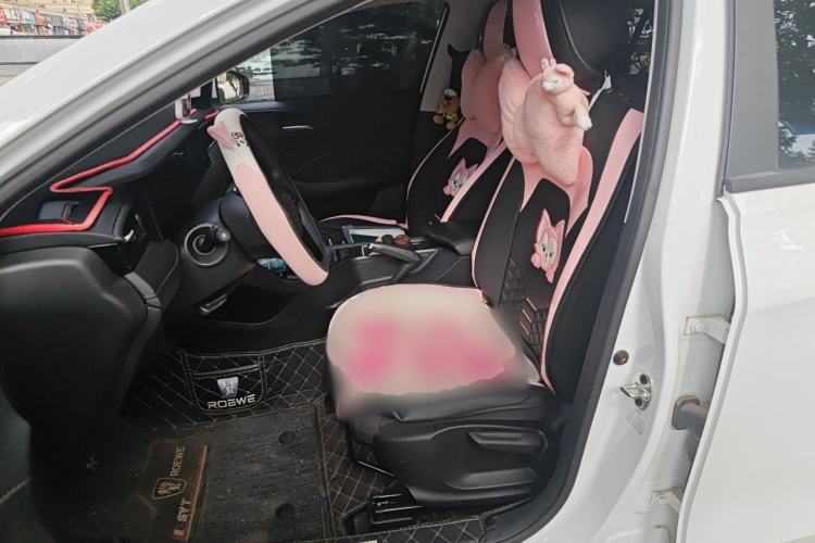 Used Roewe i5 2023 1.5L Manual Comfort Edition