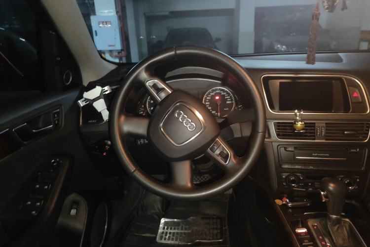 Used Audi Q5 2012 2.0TFSI Technology Model Steering Wheel