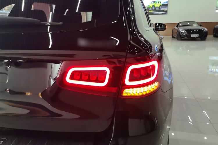 Used Mercedes-Benz GLC 2021 GLC 300 L 4MATIC Dynamic Model Right Rear Taillight