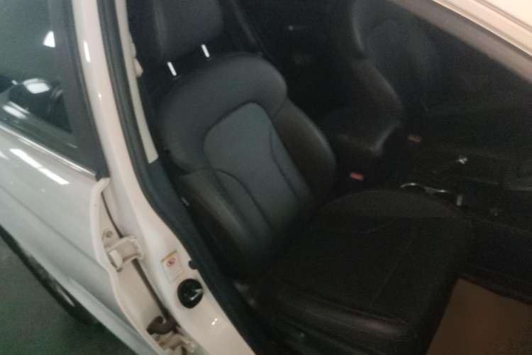 Used Haval M6 2018 Revised Version 1.5T DCT Two-Wheel Drive Elite Edition
