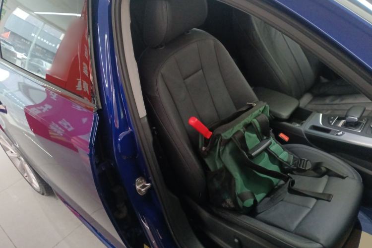 Used Audi A4L 2019 40 TFSI Fashion Edition China VI Emission Standard