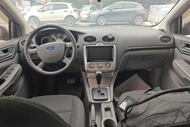 Used Ford Focus 2013 Hatchback Classic 1.8L Automatic Base Model