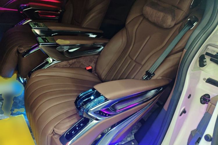 Used Toyota Sienna 2024 2.5L Hybrid Four-Wheel Drive Prestige Edition