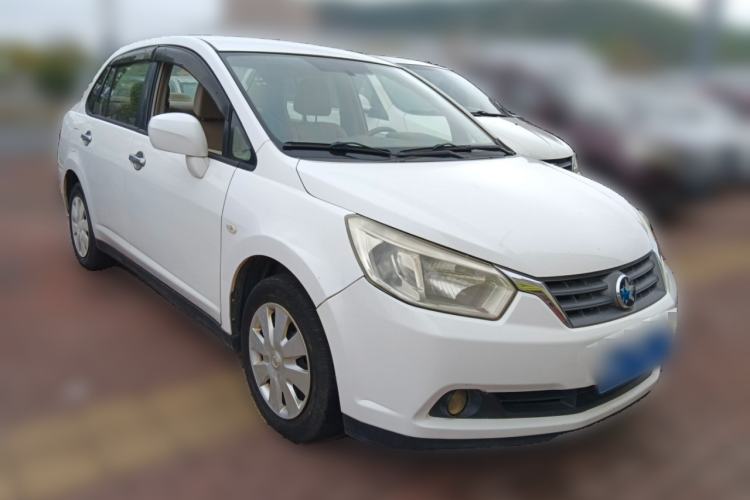 Used Venucia D50 2016 1.6L Manual Elite Edition Front Right 45 Deg