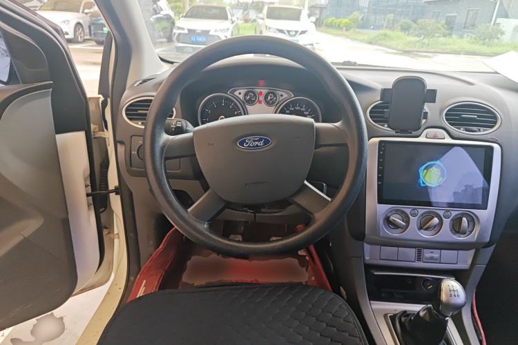 Used Ford Focus 2013 Hatchback Classic 1.8L Manual Base Model Steering Wheel