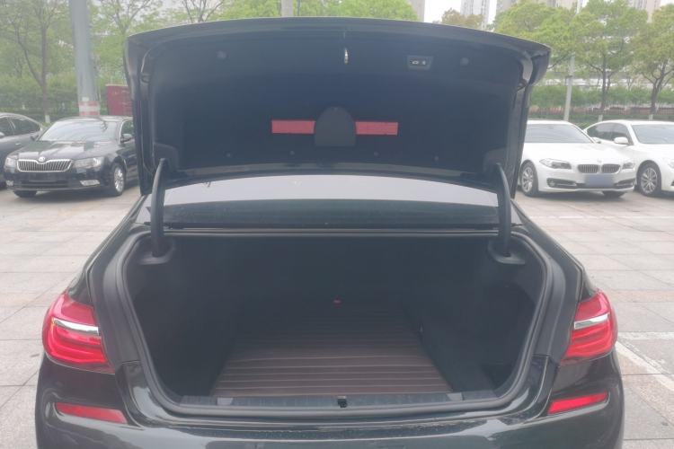 Used BMW 7 Series 2017 730Li Leading Model Trunk