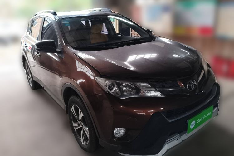 Used Toyota RAV4 2015 2.0L CVT Two-Wheel Drive Fashion Edition