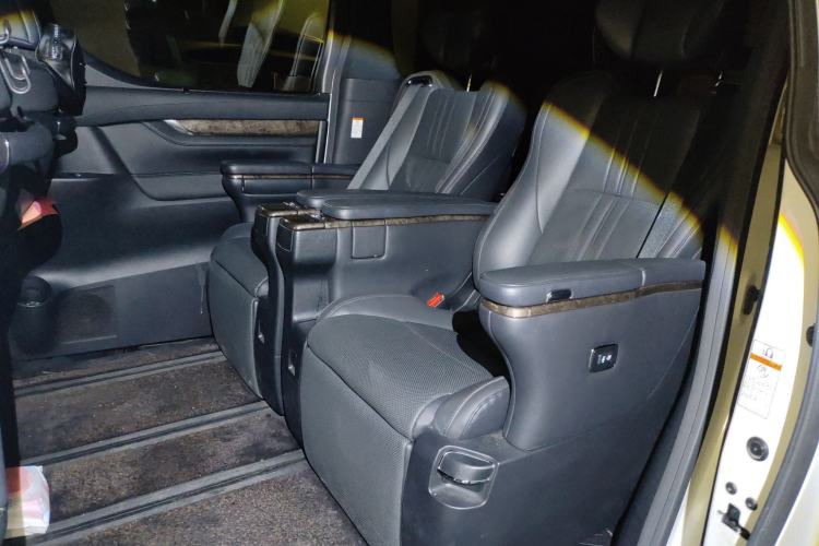 Used Toyota Alphard 2020 Dual-Engine 2.5L Prestige Edition