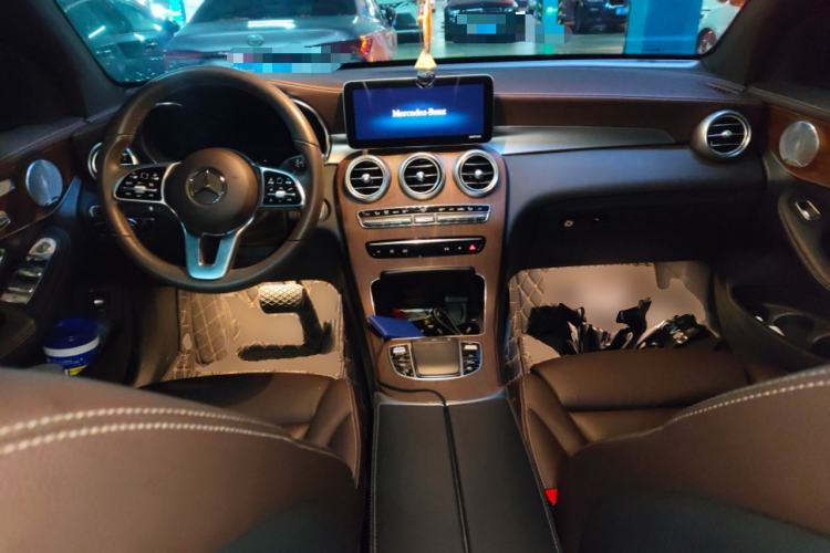 Used Mercedes-Benz GLC 2021 GLC 300 L 4MATIC Dynamic Model