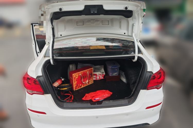 Used Chevrolet Cavalier 2019 325T Dual-Clutch Xinyue Edition Trunk