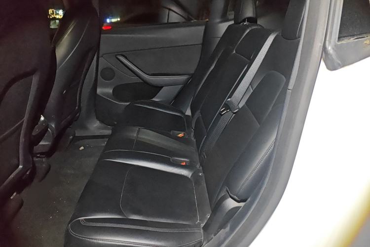 Used Tesla Model Y 2021 Long-Range All-Wheel-Drive Version