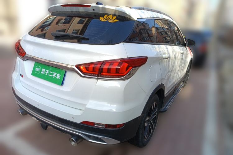 Used BAIC Beijing X5 2020 1.5T Manual Advance Edition China VI
