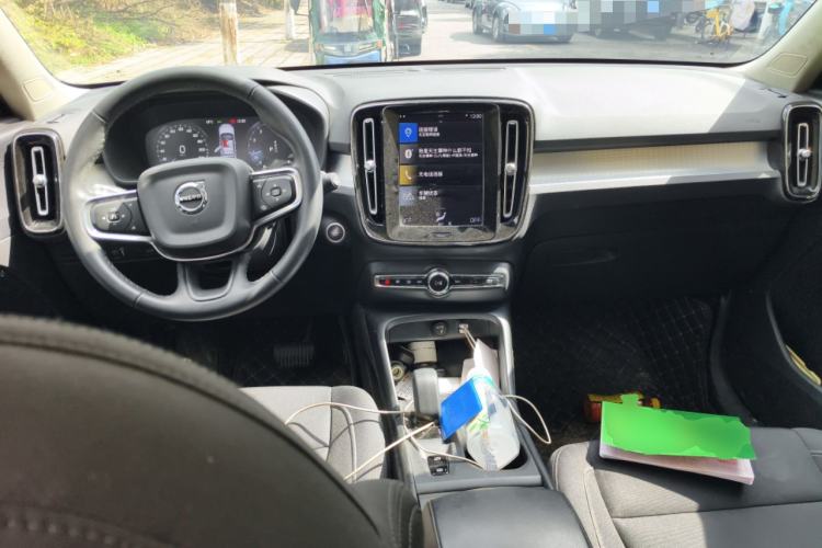 Used Volvo XC40 2022 T4 Four-Wheel Drive Smart & Stylish Edition