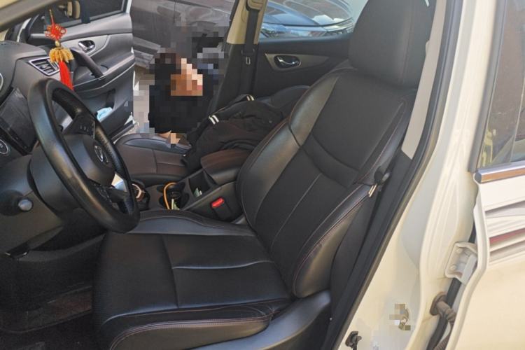 Used Nissan Qashqai 2022 2.0L CVT XV Premier Luxury Edition Left Front Seat