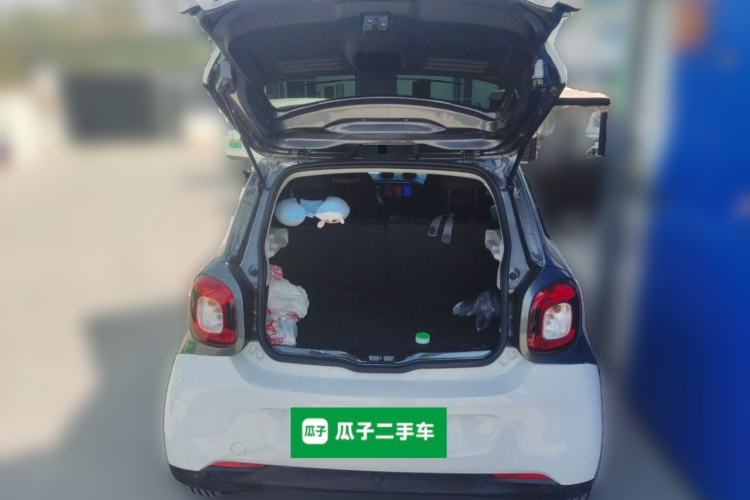 Used smart forfour 2016 1.0L 52 kW Passion Edition
