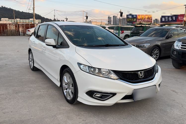 Used Honda Jade 2016 1.8L Automatic Comfort Version 5 Seats
