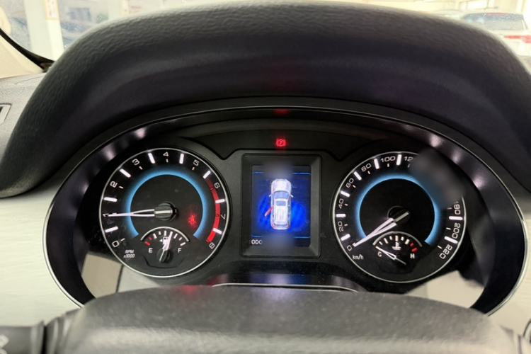 Used Haval H2 2014 1.5T Manual Two-Wheel Drive Elite Edition Instrument Cluster