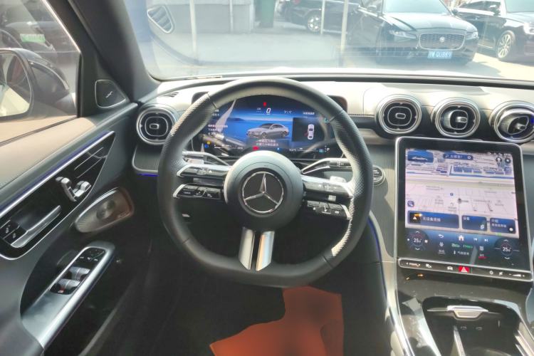 Used Mercedes-Benz C-Class 2024 Facelifted C-Class 260 L Night Edition Sports Version Steering Wheel