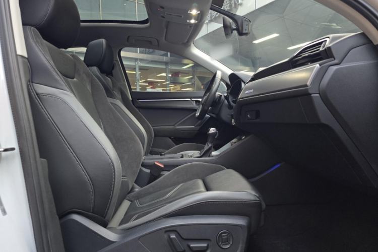 Used Audi Q3 Sportback 2020 40 TFSI Fashion Model Interior 1