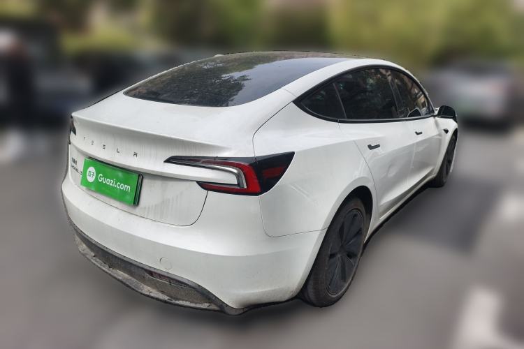 Used Tesla Model 3 2025 Rear-Wheel-Drive Version
