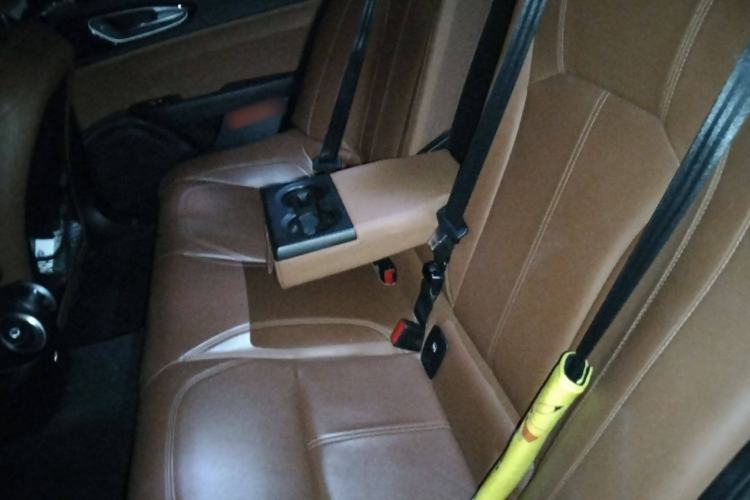 Used Alfa Romeo Giulia 2017 2.0T 200HP Luxury Edition