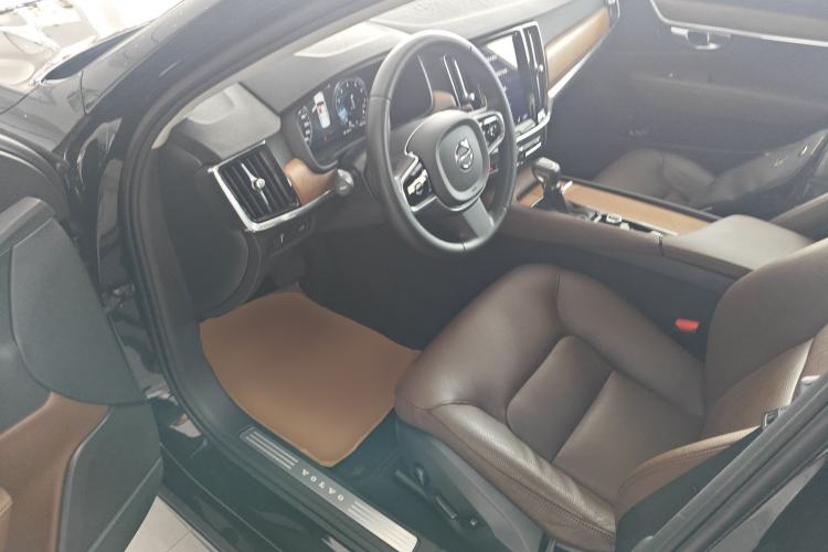 Used Volvo S90 2020 Facelifted T5 Zhiyi Luxury Edition
