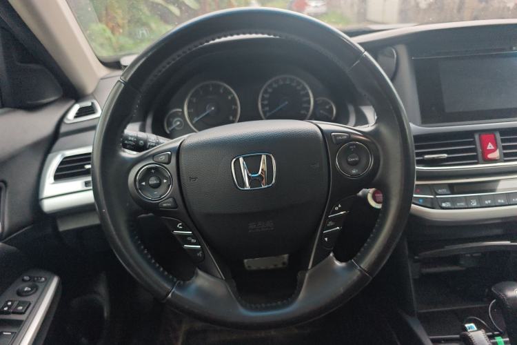 Used Honda Crosstour 2014 2.4L Luxury Edition
