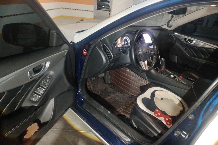 Used Infiniti Q50L 2018 2.0T Enjoyment Version China V Standard Driver Seat