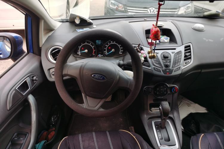 Used Ford Fiesta 2013 Hatchback 1.5L Automatic Fashion Edition
