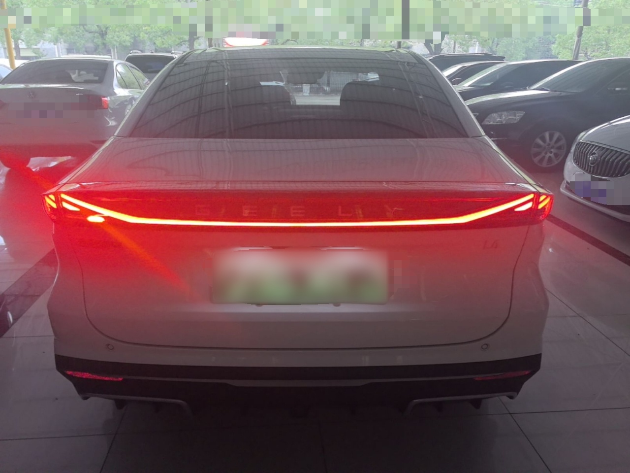 Geely Galaxy L6 2024 125km PLUS Dragon Edition — снимка 5