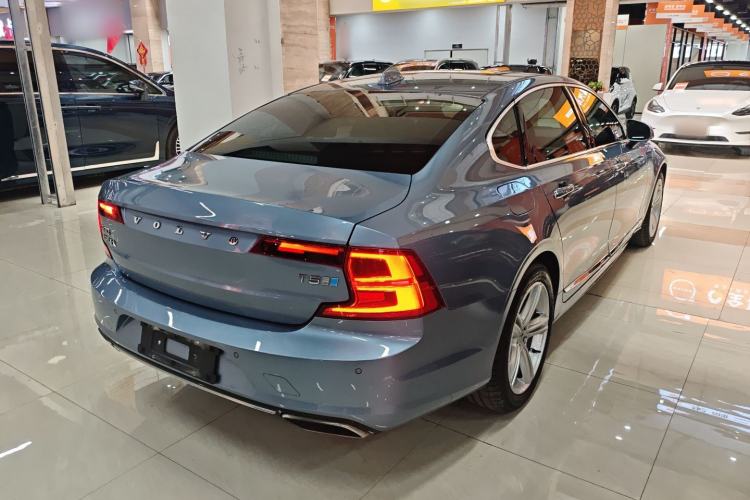 Used Volvo S90 2019 T5 Zhiyi Edition
