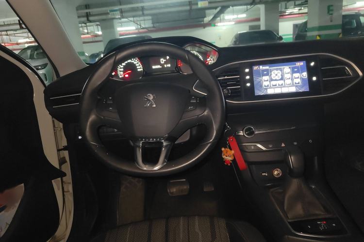 Used Peugeot 308S 2015 1.2T Automatic Jingchi Edition