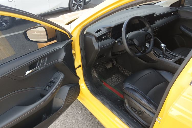 Used Roewe i5 2023 1.5L CVT Flagship Edition